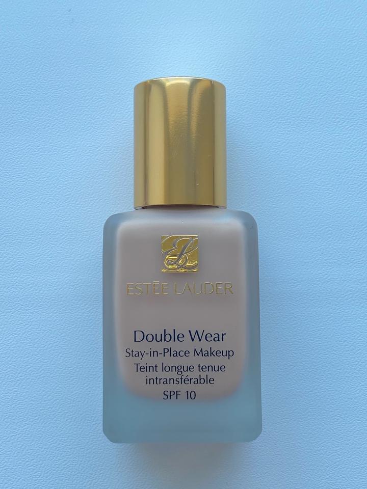 Тональный крем Estée Lauder Double Wear