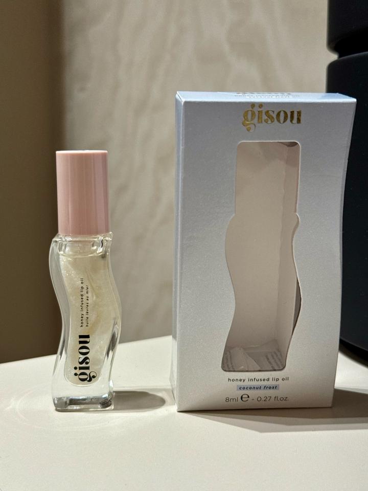Масло для губ Gisou honey infused lip oil coconut frost