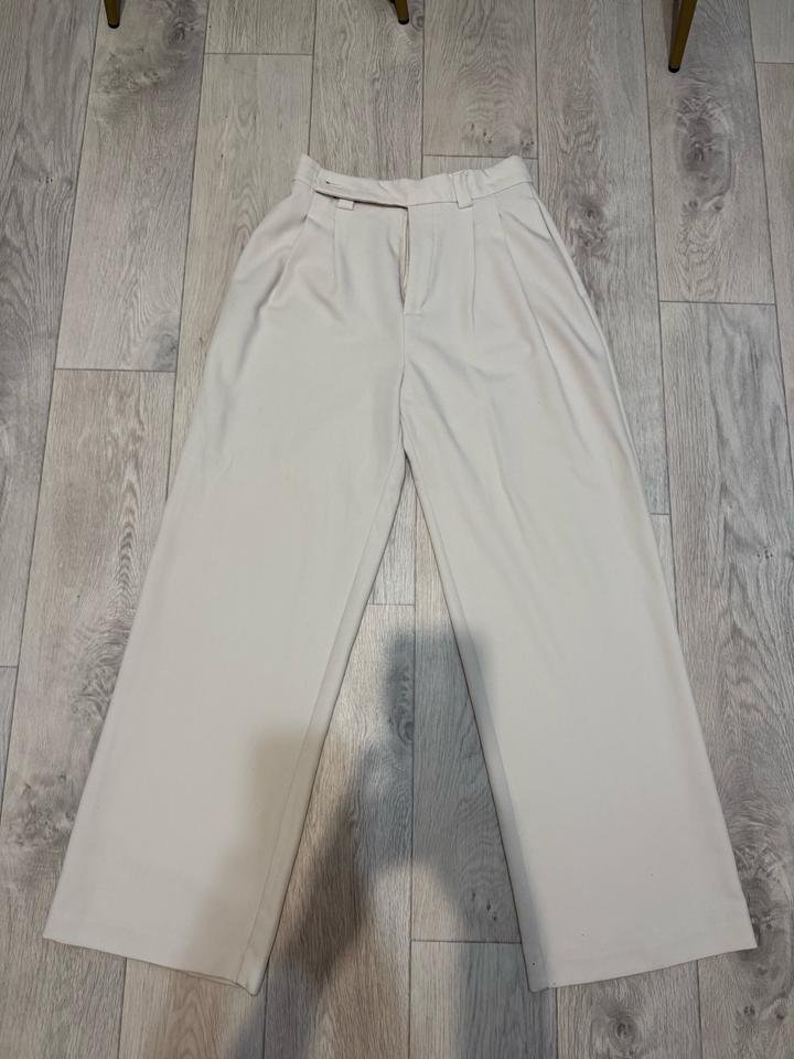 Stradivarius Брюки с высокой посадкой