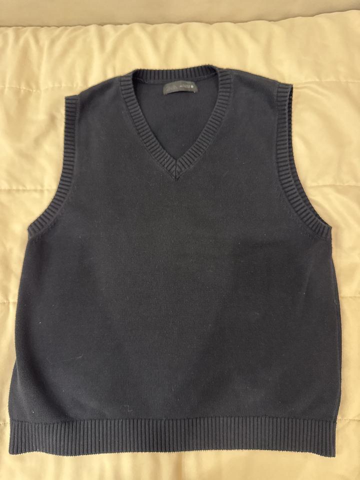 Чёрная жилетка Zara