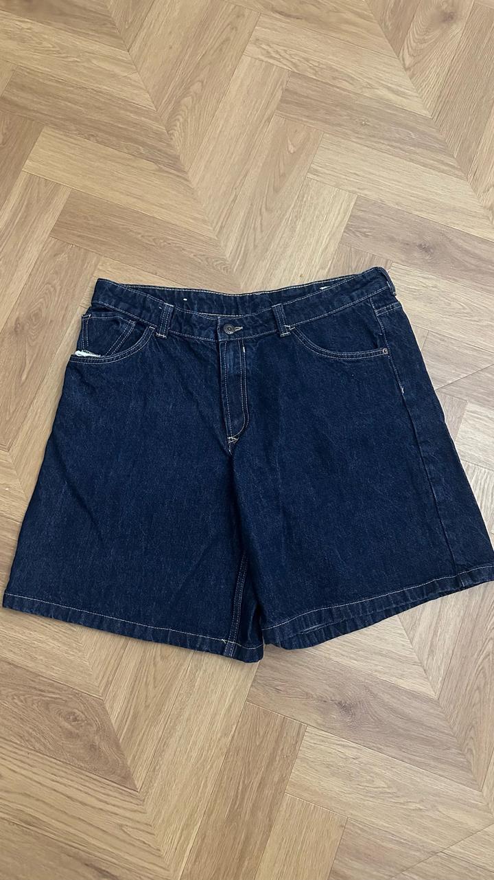 Джинсовые шорты Bershka