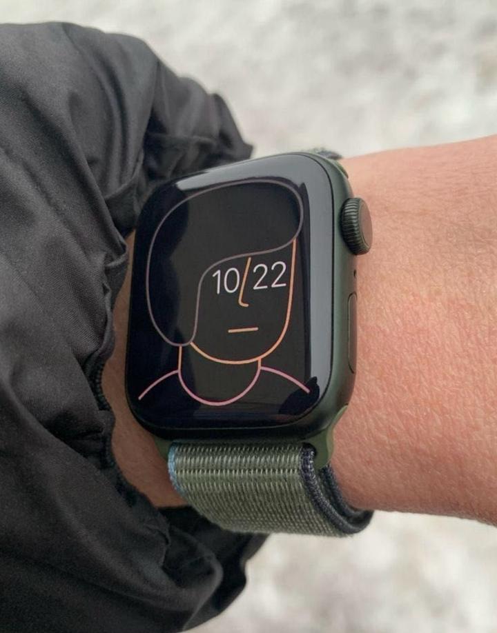 Смарт-часы Apple Watch