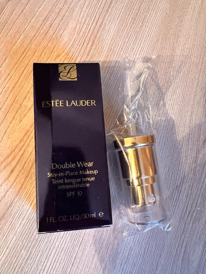 Тональный крем Estée Lauder Double Wear