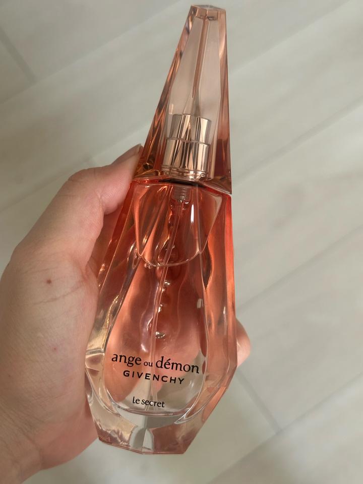 Парфюмерная вода Givenchy Ange ou Démon Le Secret