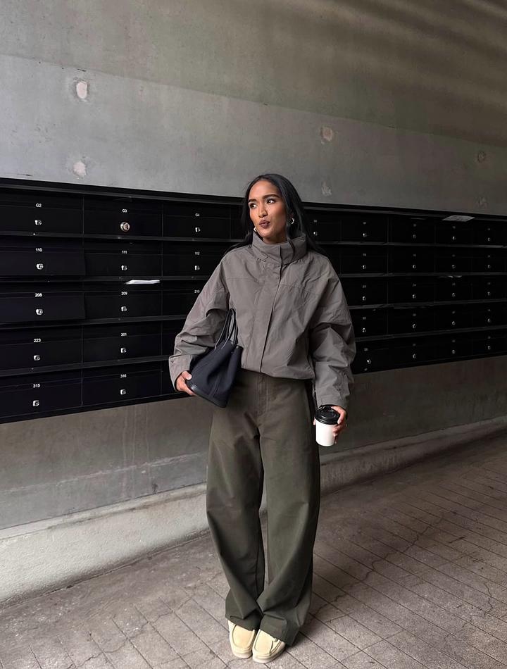 Брюки Uniqlo barrel leg tall version