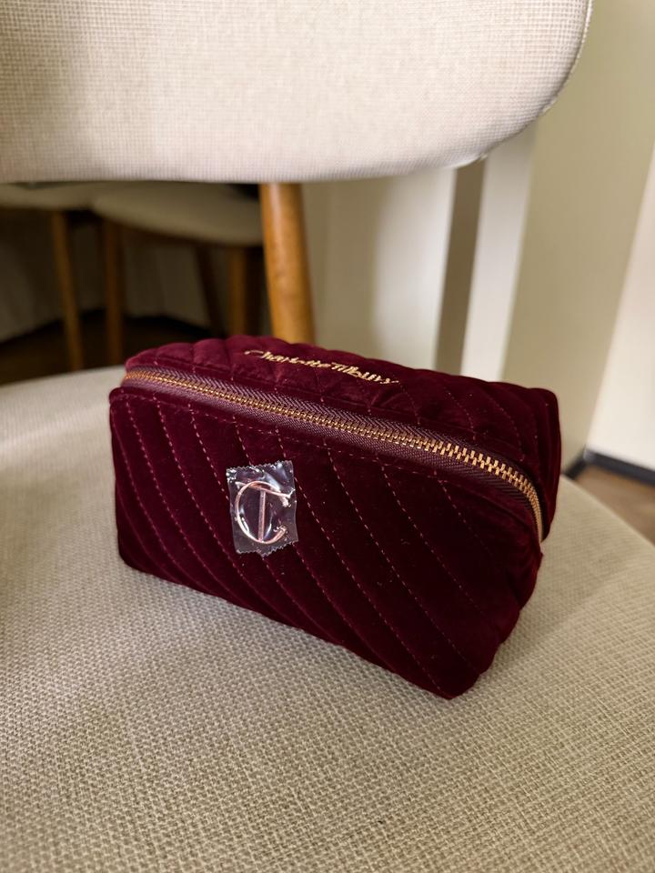 Косметичка Charlotte Tilbury