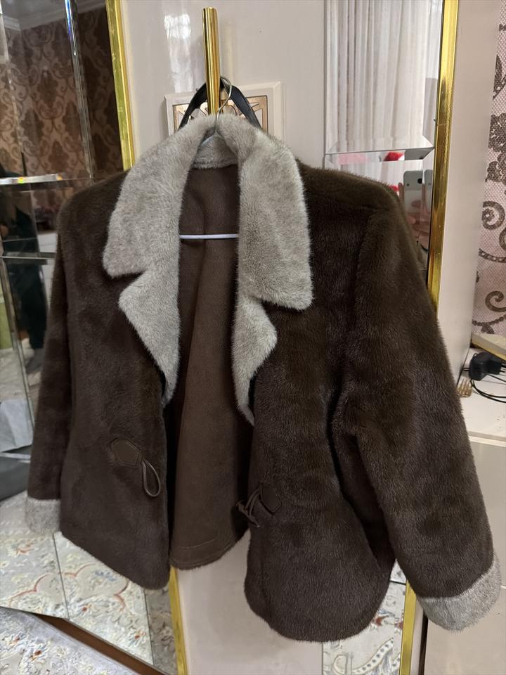 Куртка из искусственного меха