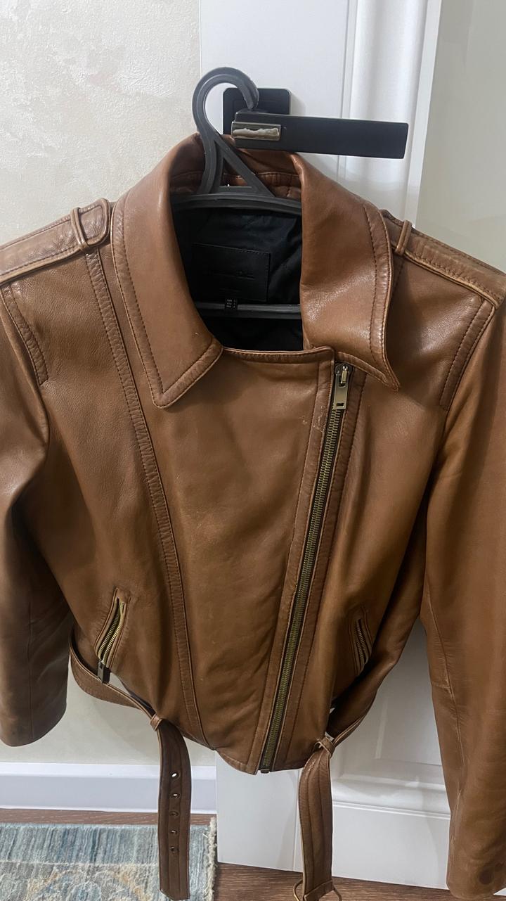 Кожаная куртка Massimo Dutti