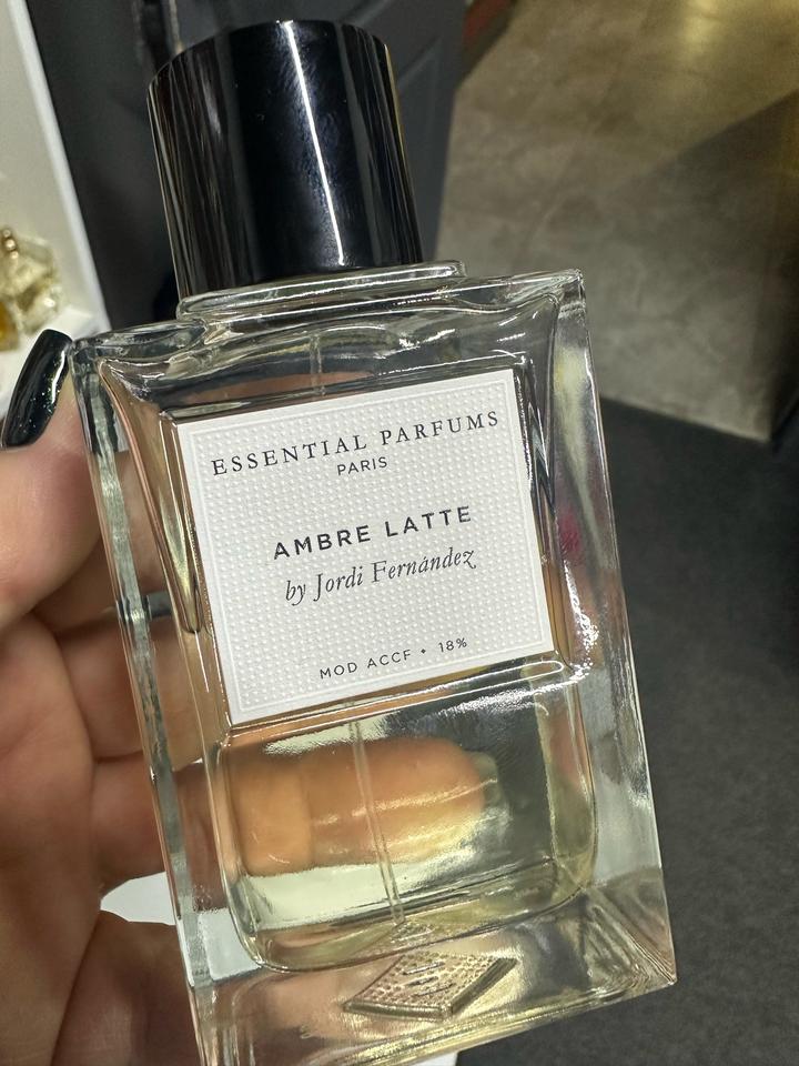 Essential Parfums Paris Парфюмерная вода Ambre Latte