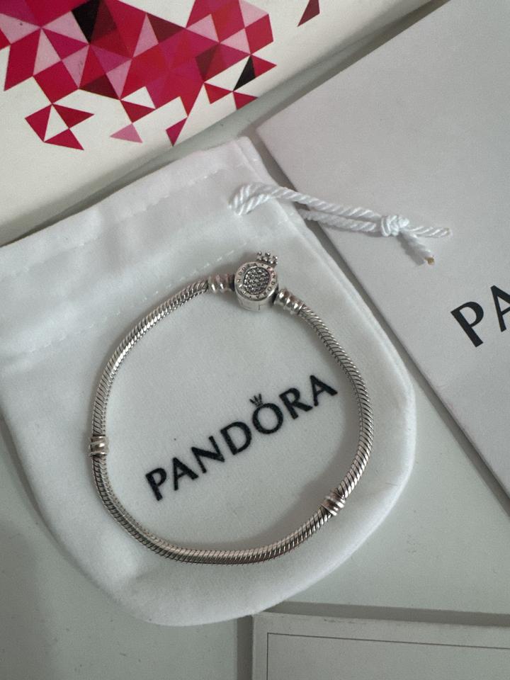 Браслет Pandora