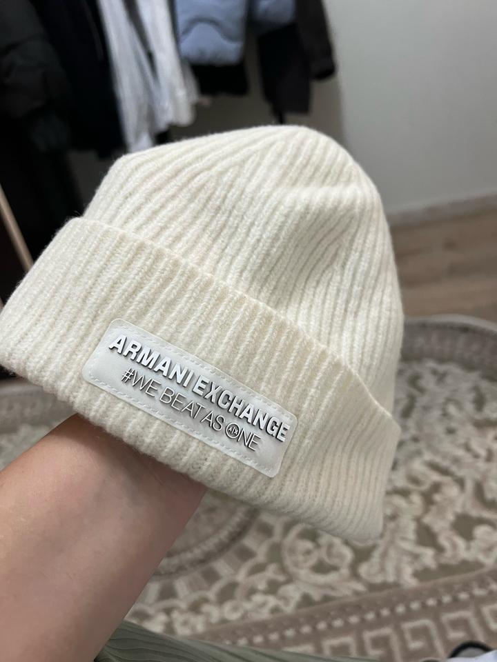 Шапка Armani Exchange