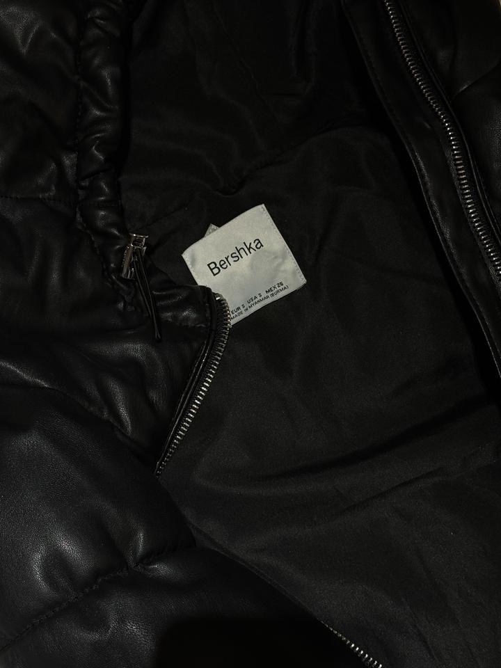 Жилетка Bershka