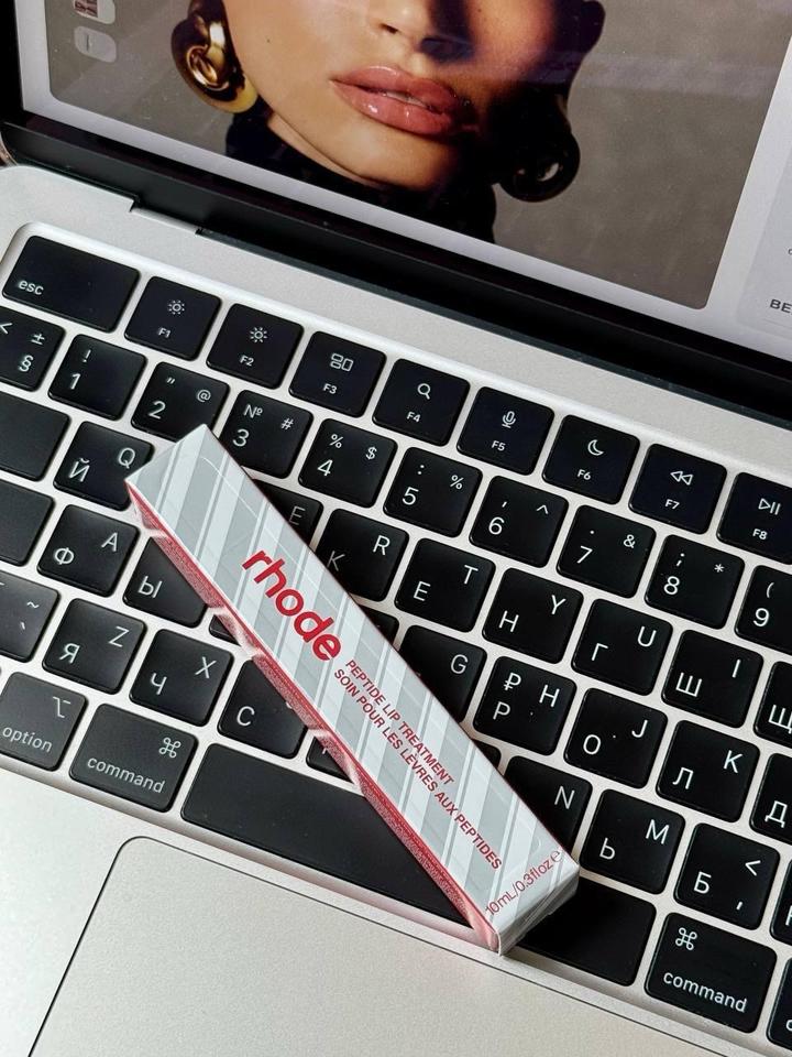 rhode Peppermint Glaze Peptide Lip Treatment