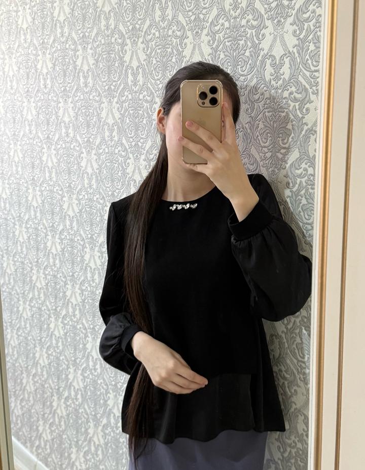 Блуза с длинным рукавом