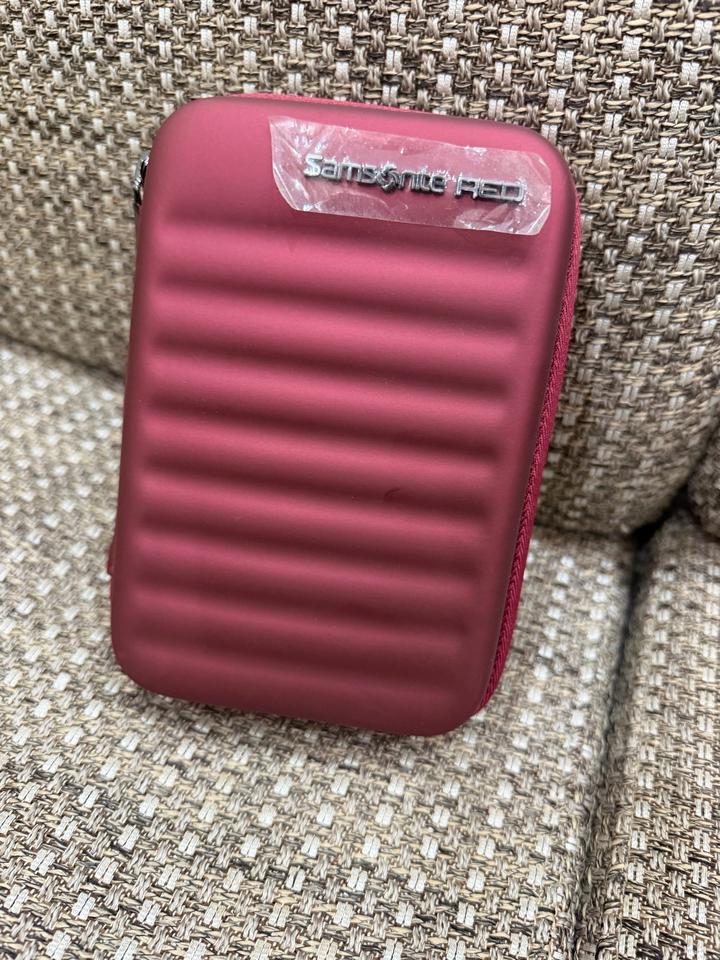 Samsonite Органайзер, без царапин,размер 11х17см