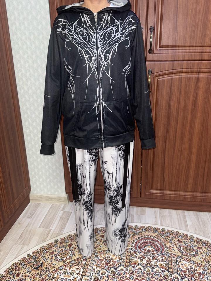 Женский костюм-двойка в стиле Y2K / Alternative (худи + брюки)