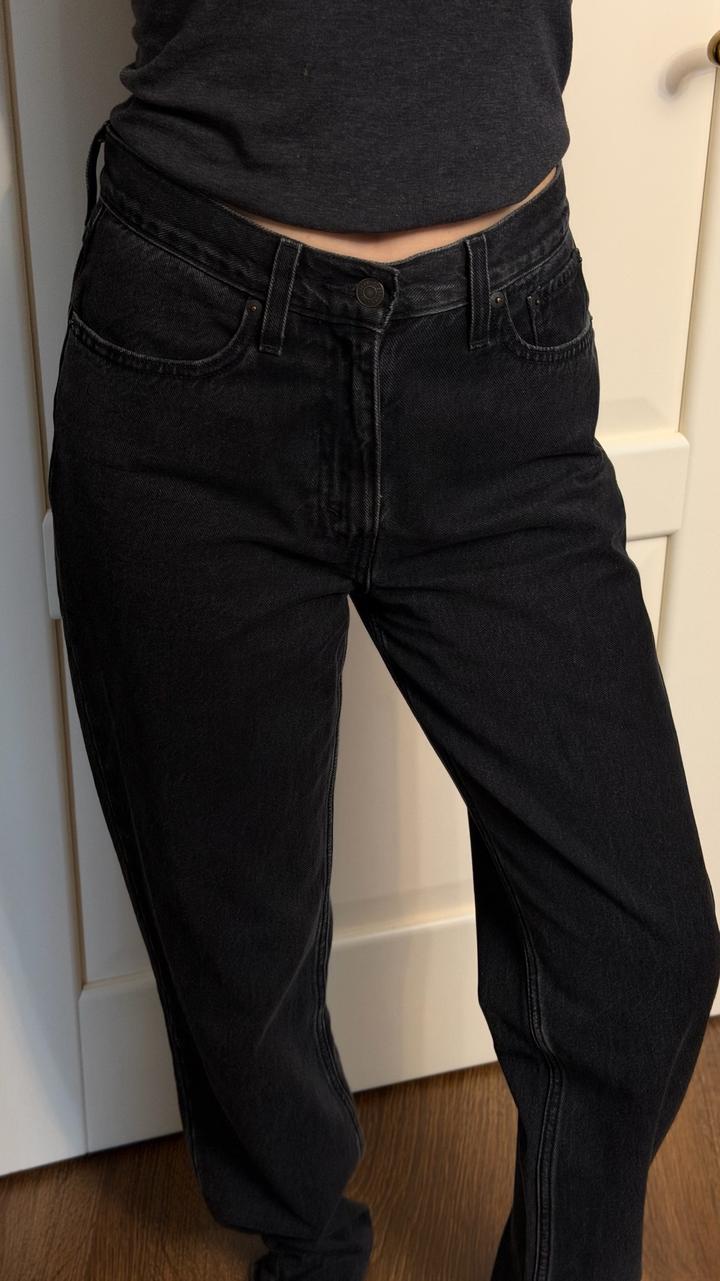 Джинсы Levi's