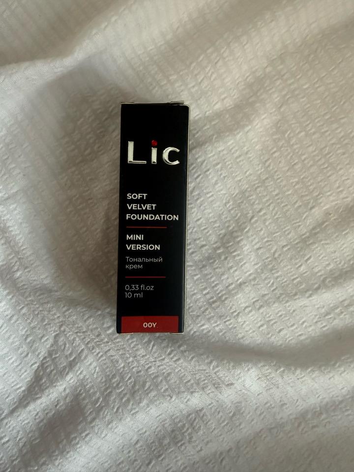 LIC soft velvet foundation new mini Тональный крем lic