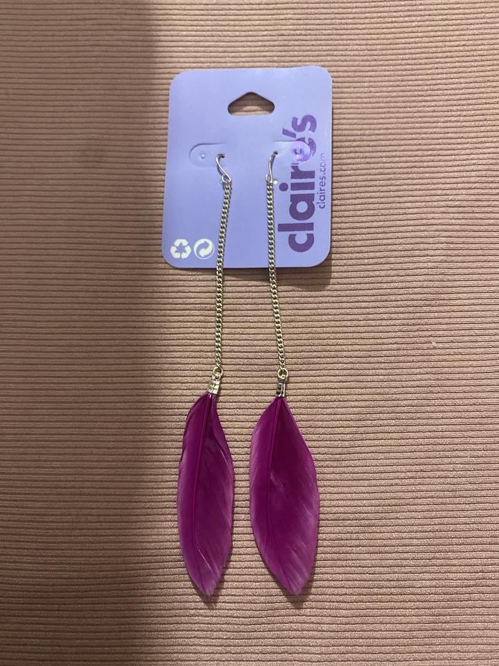 Серьги Claire's с перьями