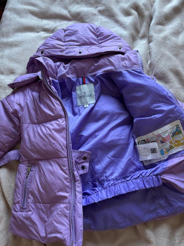 Пуховик Moncler