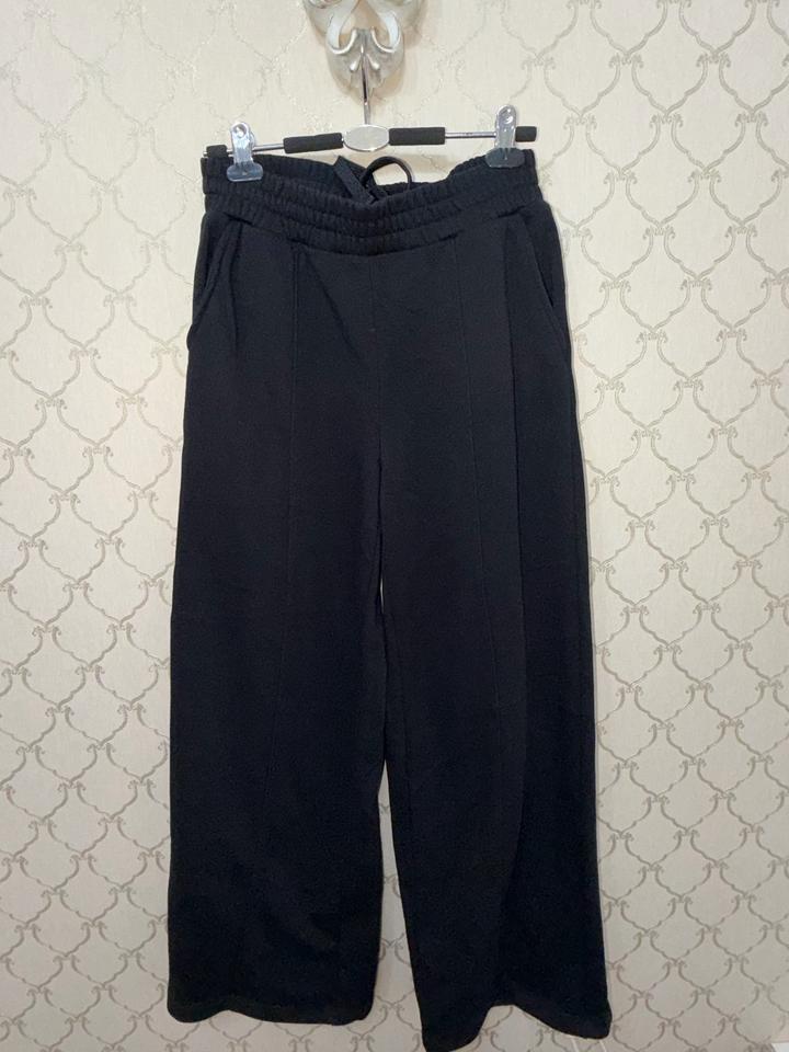 Bershka Черные трикотажные брюки M