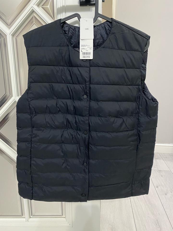 Жилет UNIQLO