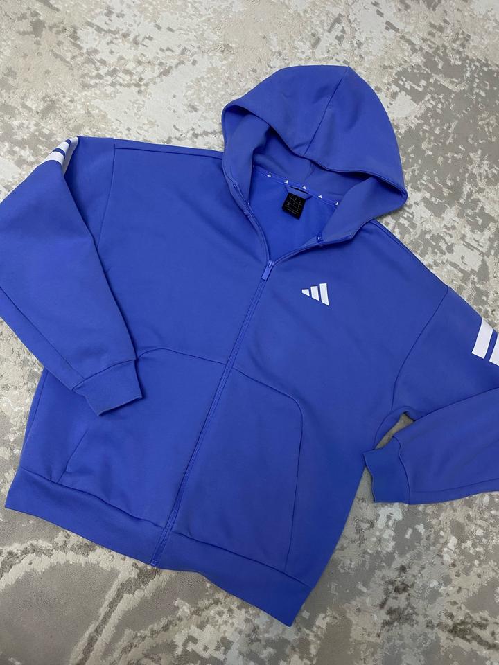 Продам adidas оригинал