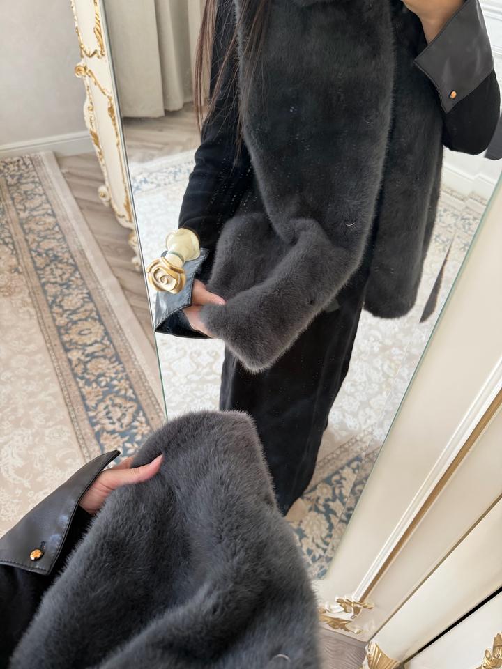Меховая жилетка