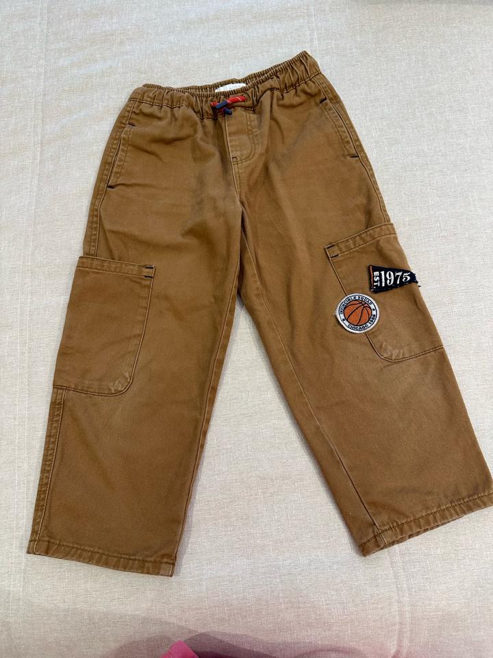 Брюки ZARA на мальчика 5-6 лет, 116 см.