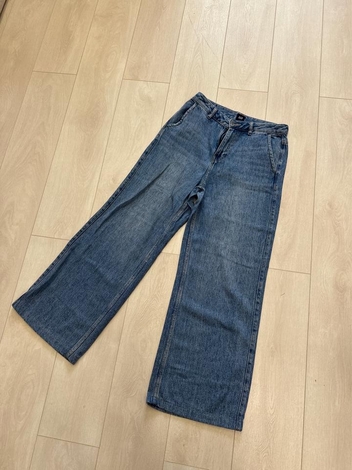 Джинсы GAP