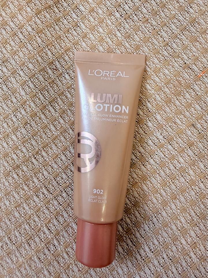 Хайлайтер L'Oreal Paris Lumi Glotion 902