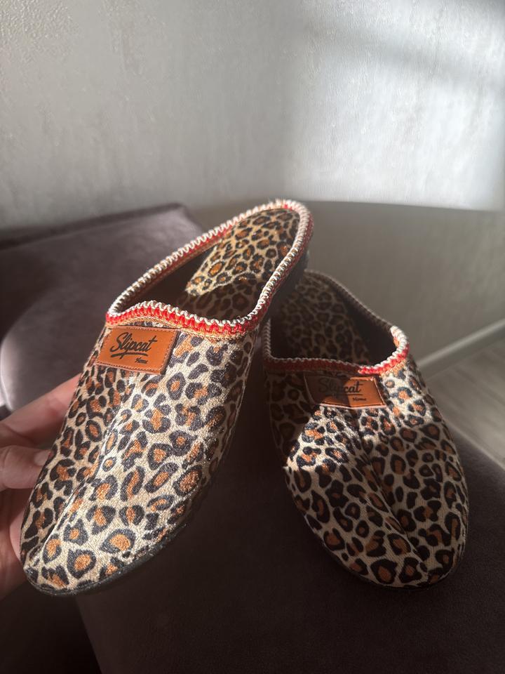 slip at Домашние тапочки