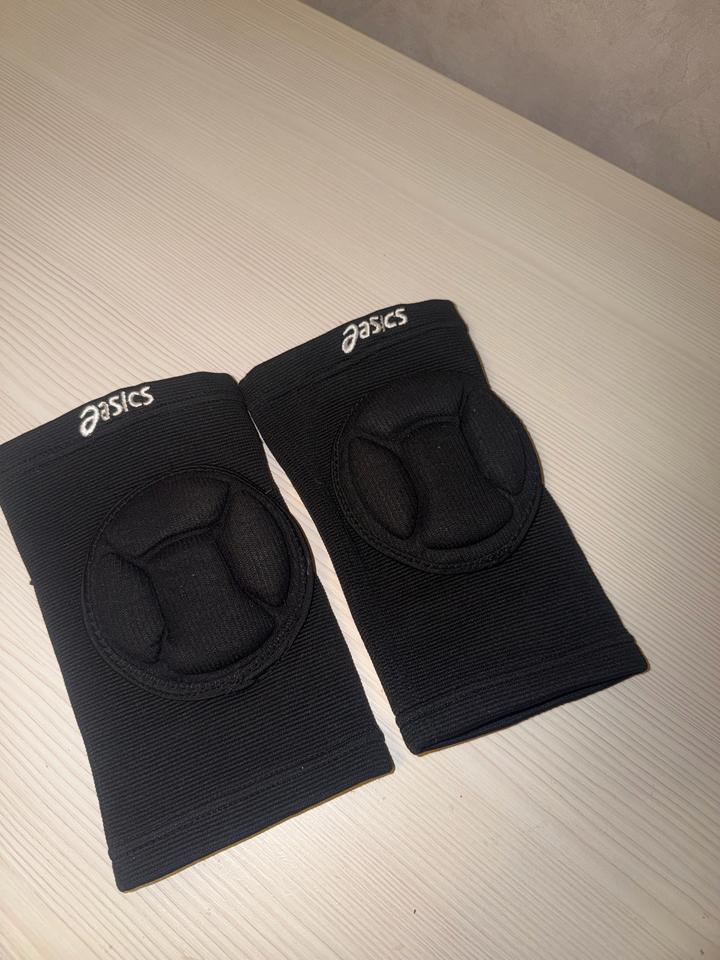 Наколенники asics