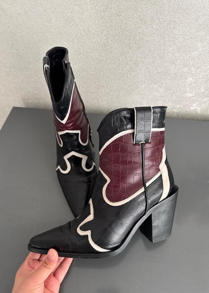 ковбойские ботильоны (казаки) ZARA