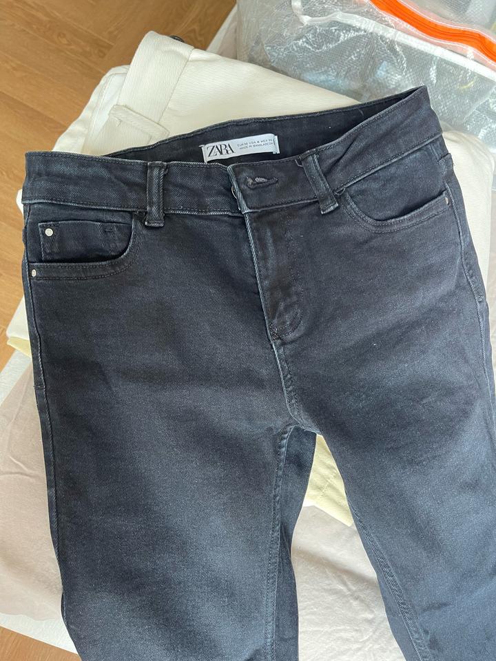Джинсы ZARA
