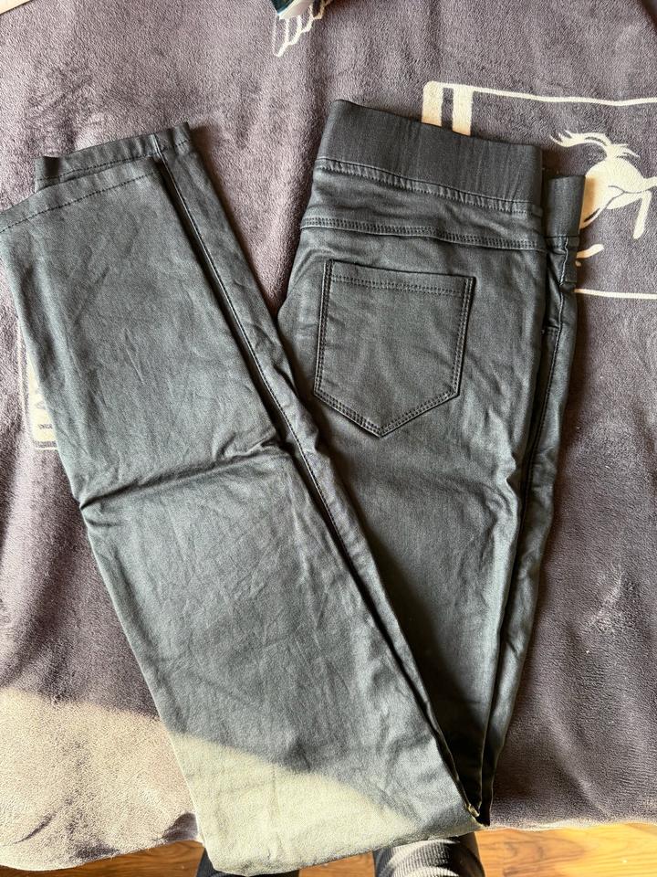 Брюки из экокожи