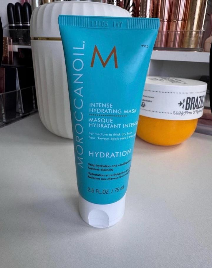 Интенсивно увлажняющая маска для волос Moroccanoil