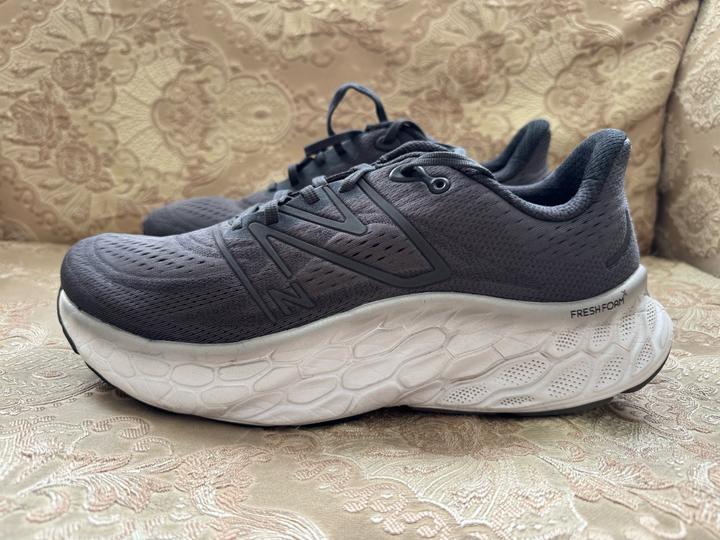 Мужские кроссовки New Balance Fresh Foam More V4