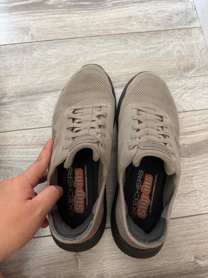 Кроссовки Skechers