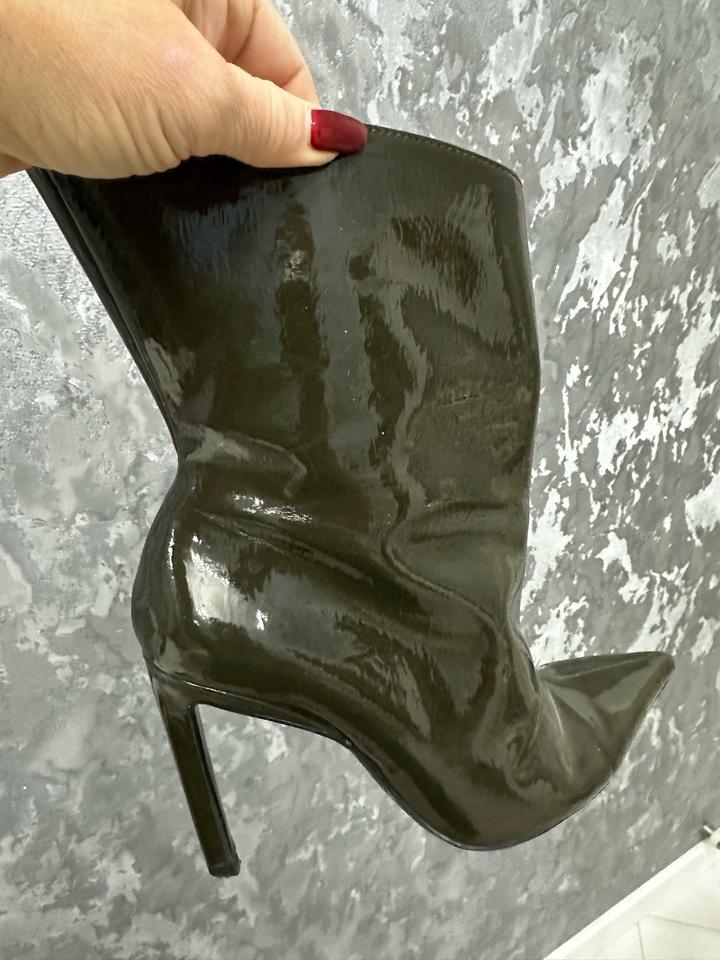 Лаковые ботильоны на шпильке ZARA