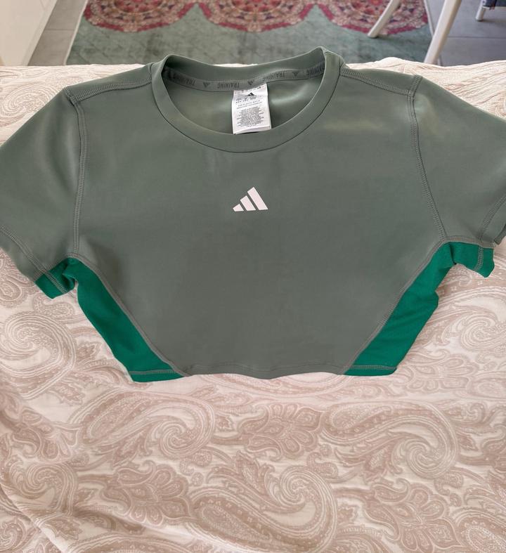 Спортивный топ футболка adidas