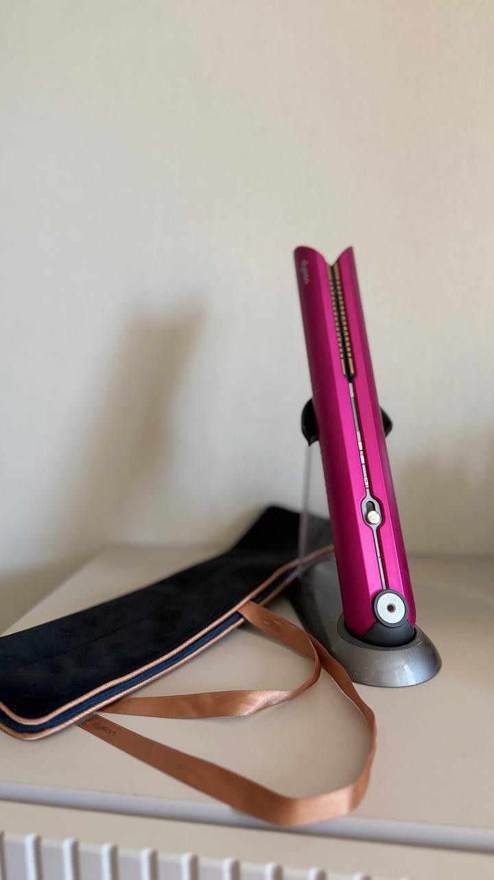 Выпрямитель для волос Dyson