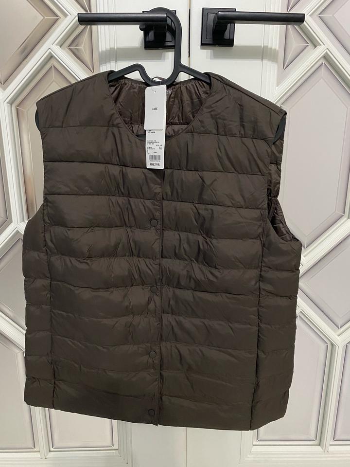 Uniqlo  жилетка