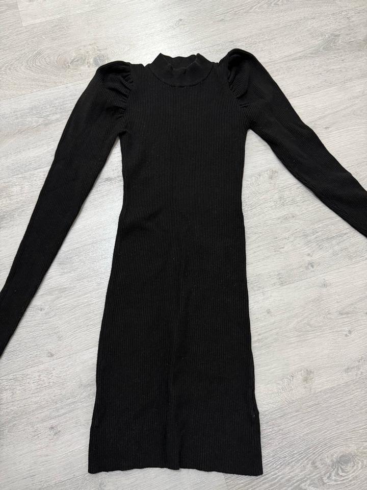 Мини Платье Bershka