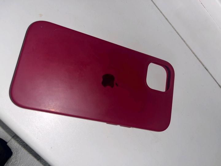 Силиконовый чехол iPhone (бордовый / малина)