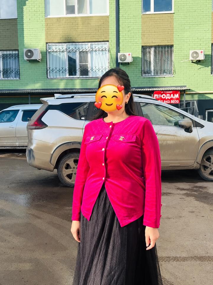 Розовый велюровый нежный кофта