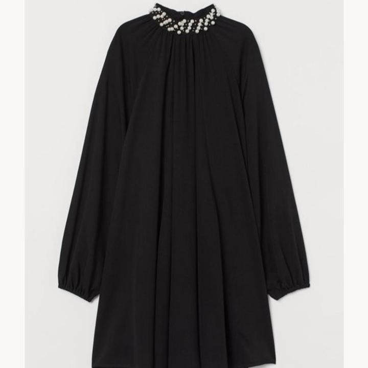 H&M Платье с декором из искусственного жемчуга