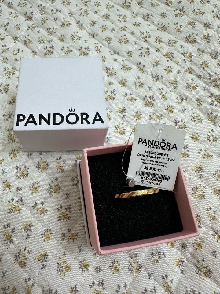 Кольцо Pandora
