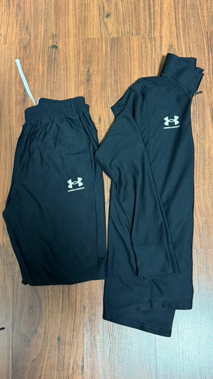 Спортивный костюм Under Armour