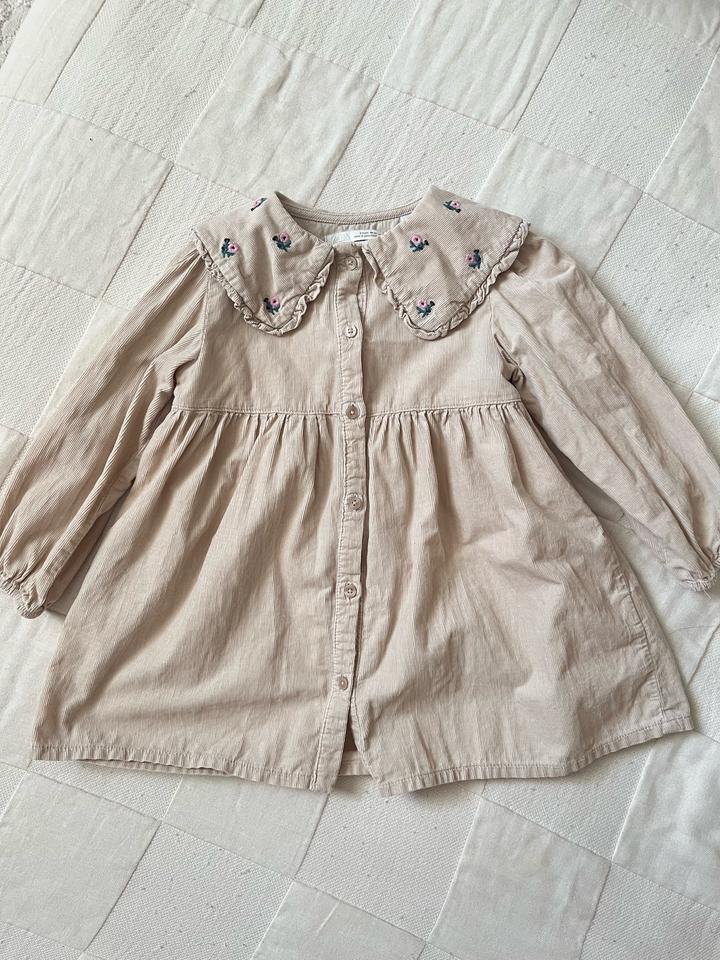 Платье вельветовое с воротником Zara